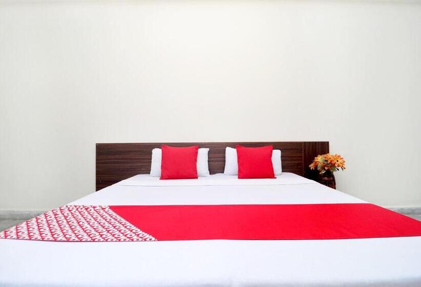 三人经典房间, Oyo 18570 Hotel Jazz