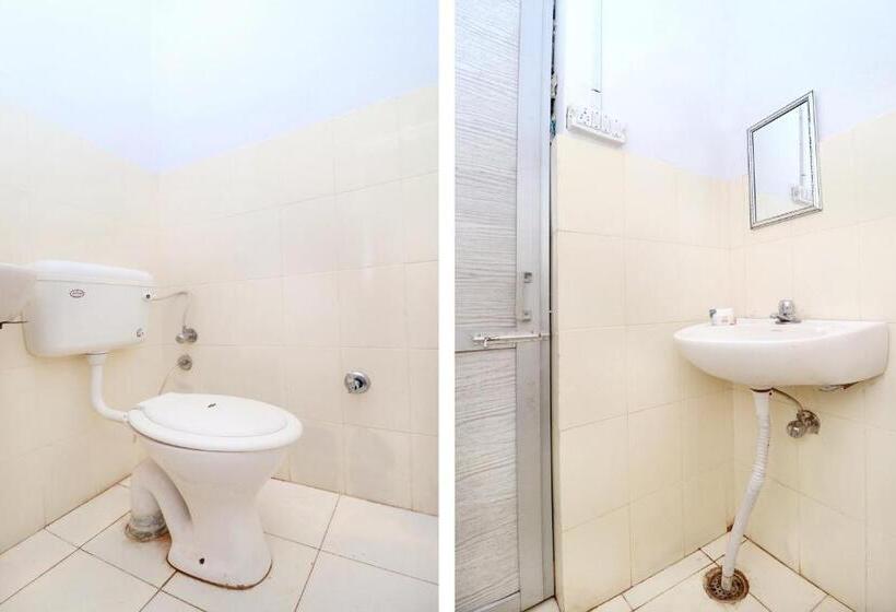 三人经典房间, Oyo 18570 Hotel Jazz