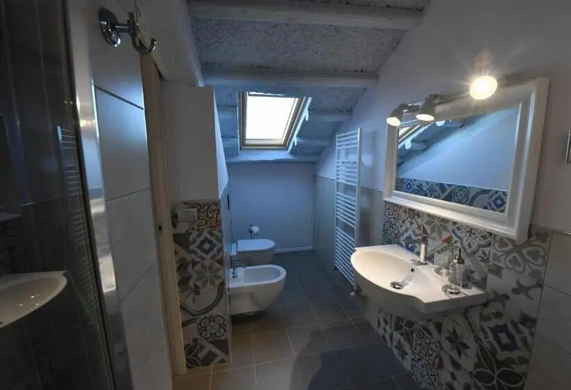 スタンダードルーム, Antica Villa Cuneo Guest House B&b E Non Un Hotel A Cuneo