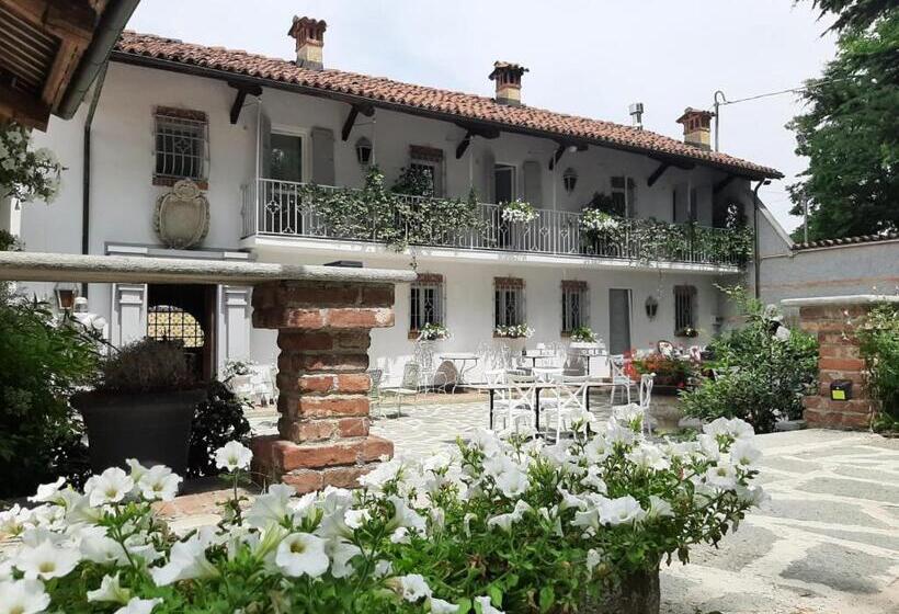 Стандартный Номер Кровать Кинг, Antica Villa Cuneo  Guest House   B&b E Non Un Hotel A Cuneo