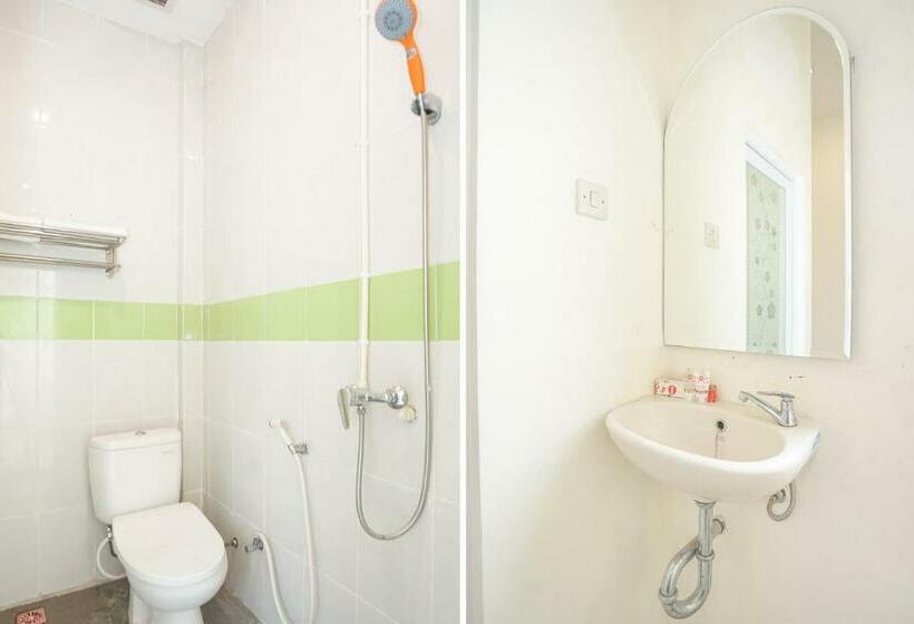 غرفة قياسية, O Mata Air Juanda Airport