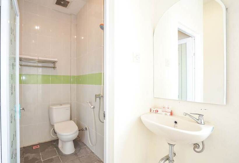 غرفة قياسية فردية, O Mata Air Juanda Airport