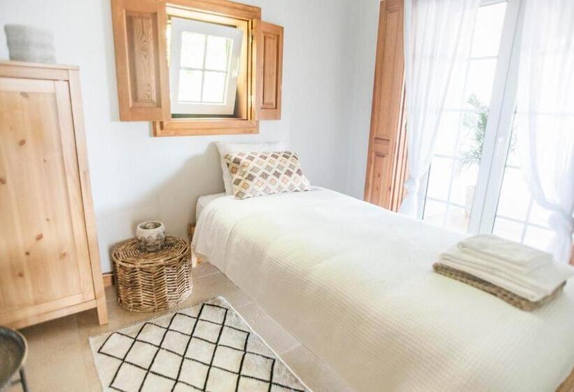 تختخواب در اتاق مشترک, Dreamsea Surf Guest House