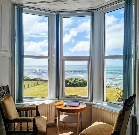 オーシャンビュースタンダードルーム, Westcliff