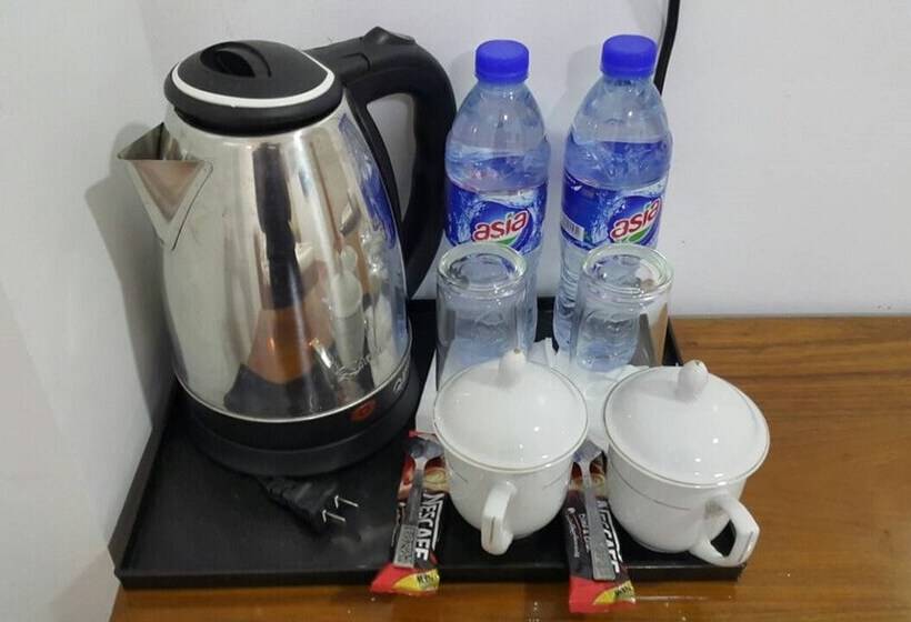 اتاق سوپریور, Golden Palace Hotel Hpa An