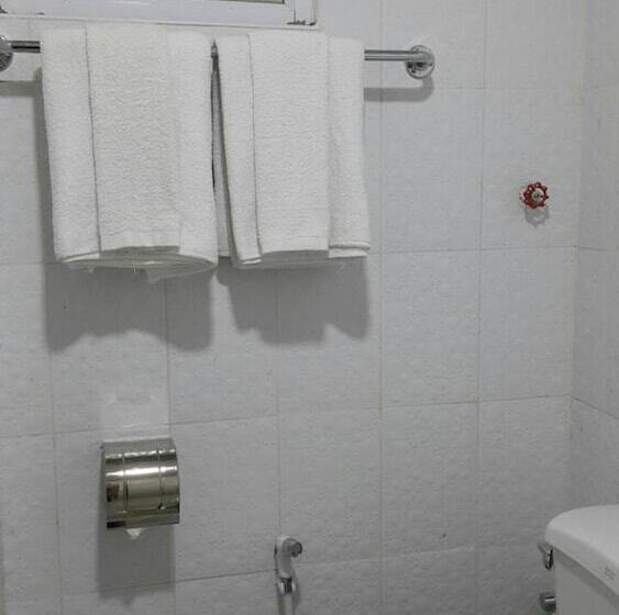 اتاق لوکس, Golden Palace Hotel Hpa An