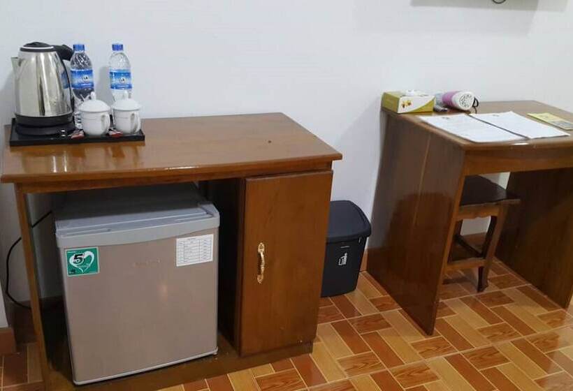 اتاق لوکس, Golden Palace Hotel Hpa An