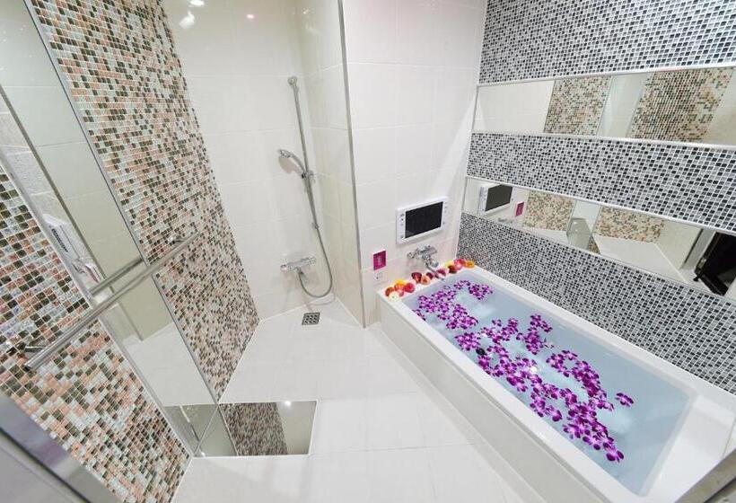 غرفة قياسية, Restay Koakuma