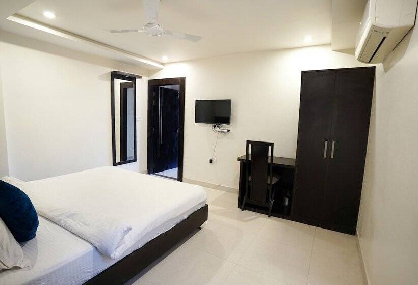 اتاق خانوادگی, Suryansh