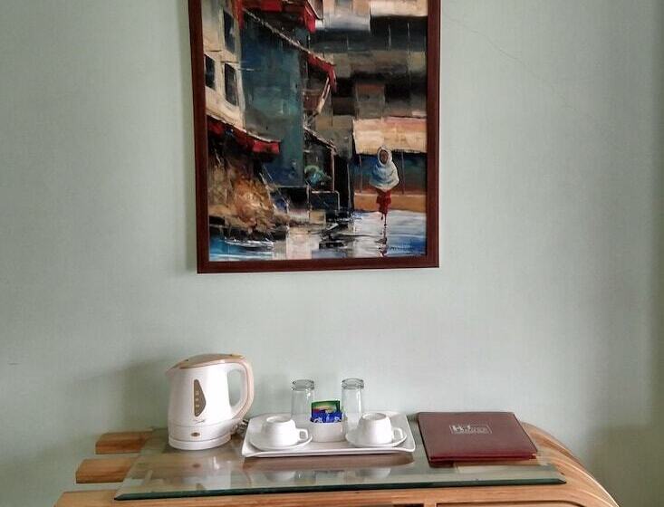 豪华房间, Rains Inn