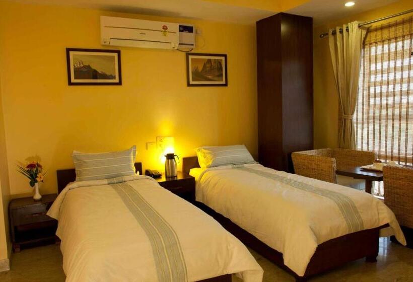 标准间, Rains Inn