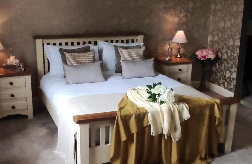 غرفة سوبيريور سرير كينج, Lochwood Guest House