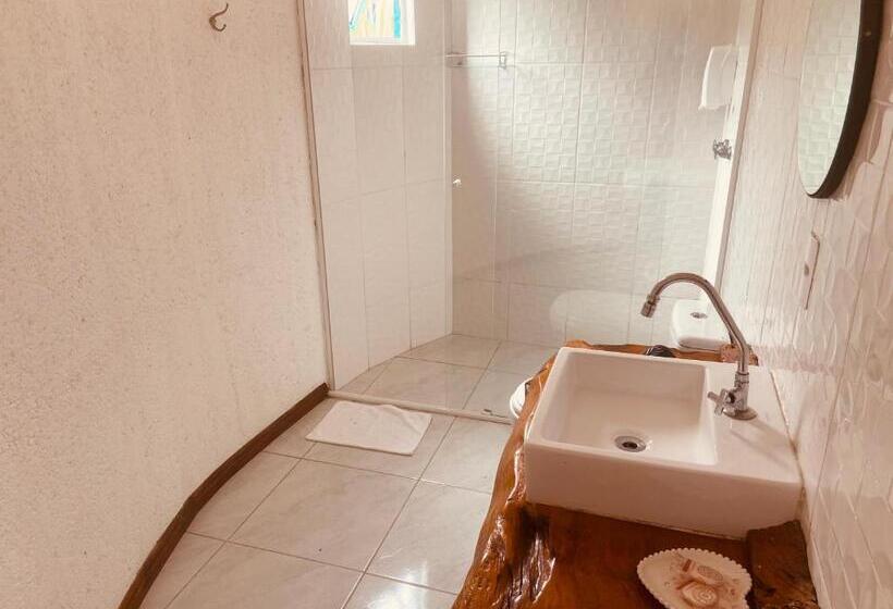 샬레, Pousada Jardim Do Buda   Café E Piscina