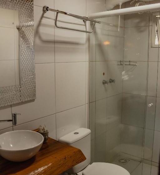 خانه 1 خوابه, Pousada Jardim Do Buda   Café E Piscina