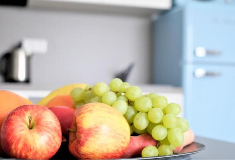 带1个卧室的带阳台的公寓, Appartements An Der Golfanlage