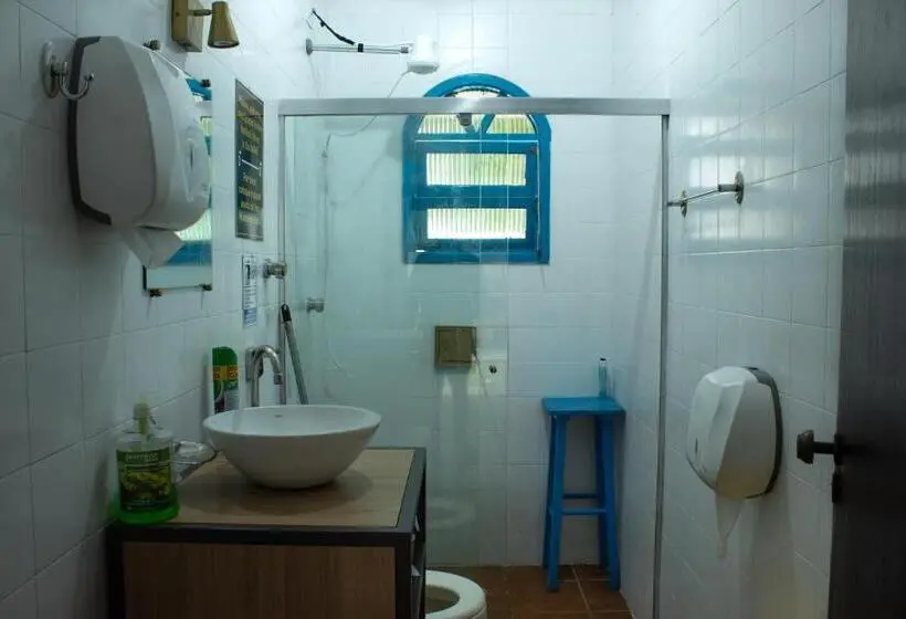 ルームシェアのワンベッド, Flow Hostel Juquehy