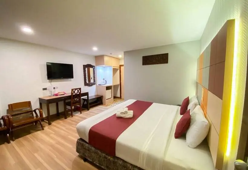 اتاق لوکس, East Inn 15 Rayong   Sha Certified