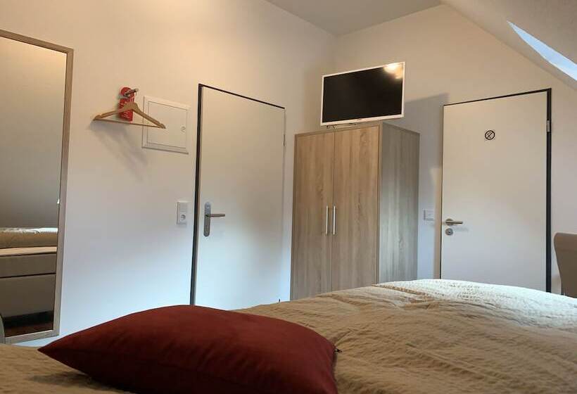 غرفة قياسية فردية, Stegmann's Hof