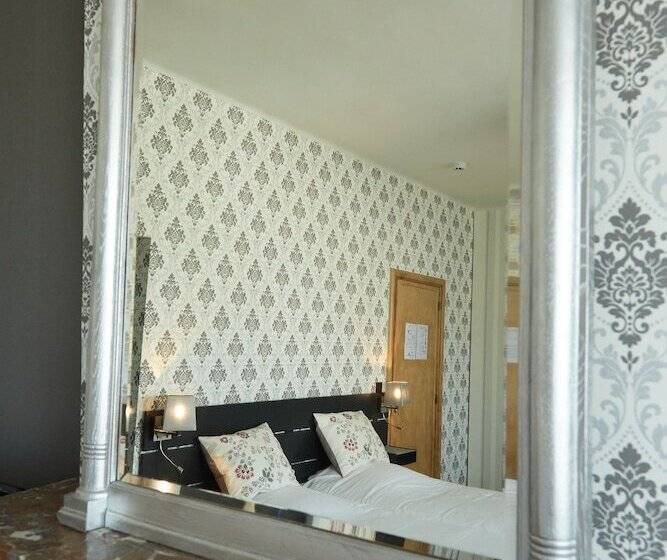 חדר דלוקס, Focus Boutique