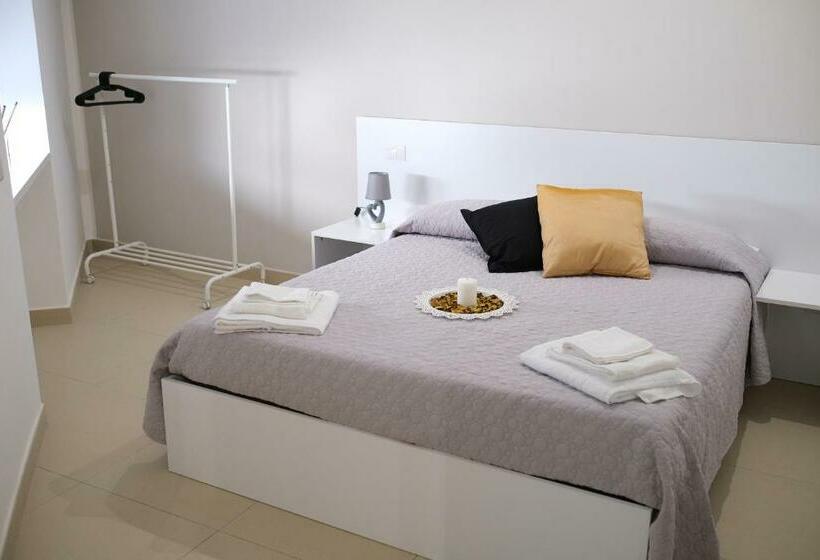 Номер Стандарт, Hoa Suites