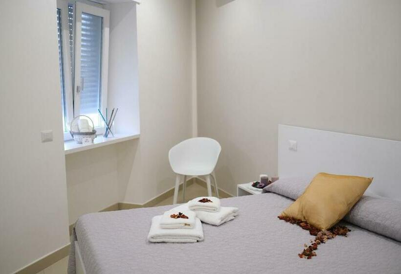 Номер Стандарт, Hoa Suites