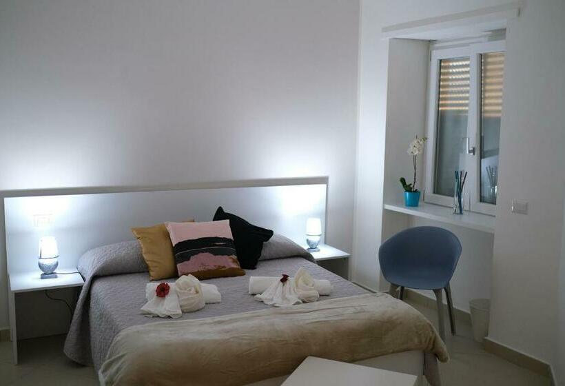 Номер Deluxe, Hoa Suites