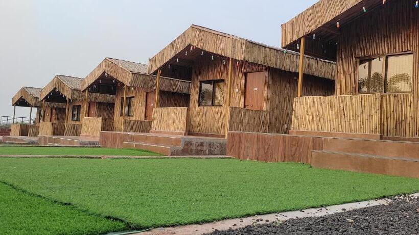 شاليه سوبيريور غرفة نوم واحدة, Mango Valley Resort Ganpatipule