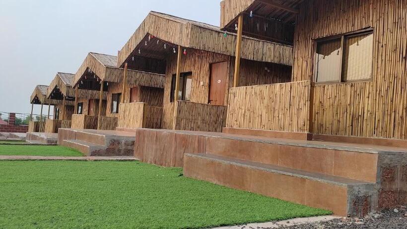 شاليه سوبيريور غرفة نوم واحدة, Mango Valley Resort Ganpatipule