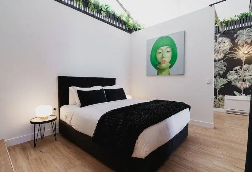 1 Bedroom Penthouse Apartment, The Chamberson