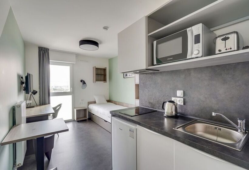 Студия Стандарт, All Suites Appart Hôtel Massy Palaiseau