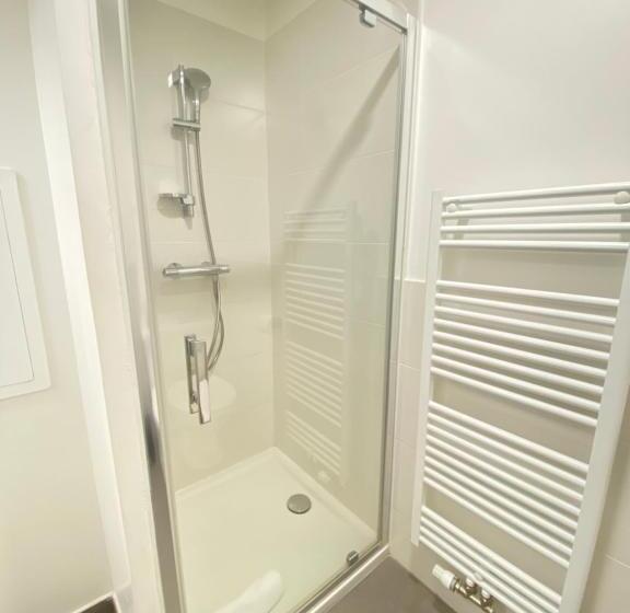 Студия Стандарт, All Suites Appart Hôtel Massy Palaiseau