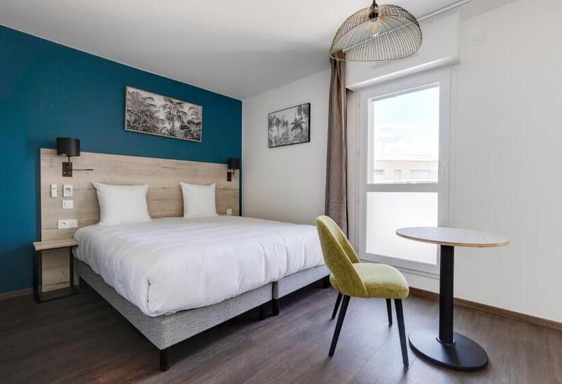 Superior studio with terrace, All Suites Appart Hôtel Massy Palaiseau