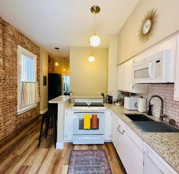 １ベッドルームのデラックスアパートメント, Bisbee Brownstone Suites