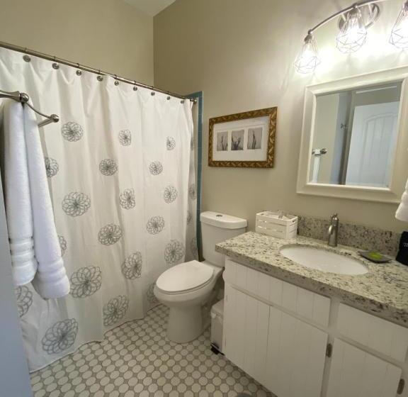 شقة سوبريور غرفة واحدة, Bisbee Brownstone Suites