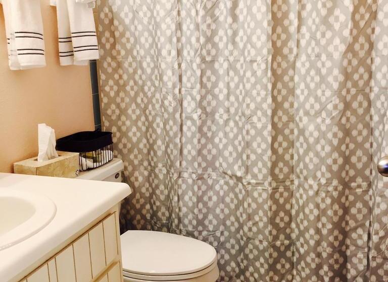 Апартаменты 1 Спальня, Bisbee Brownstone Suites
