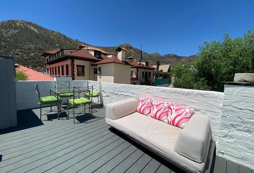 شقة ديلوكس غرفة واحدة, Bisbee Brownstone Suites