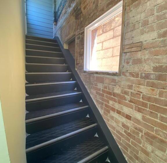 شقة سوبريور غرفة واحدة, Bisbee Brownstone Suites