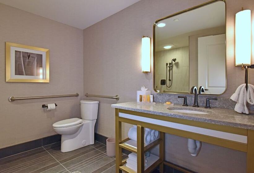 Номер Deluxe, Bally S Twin River Lincoln Casino &