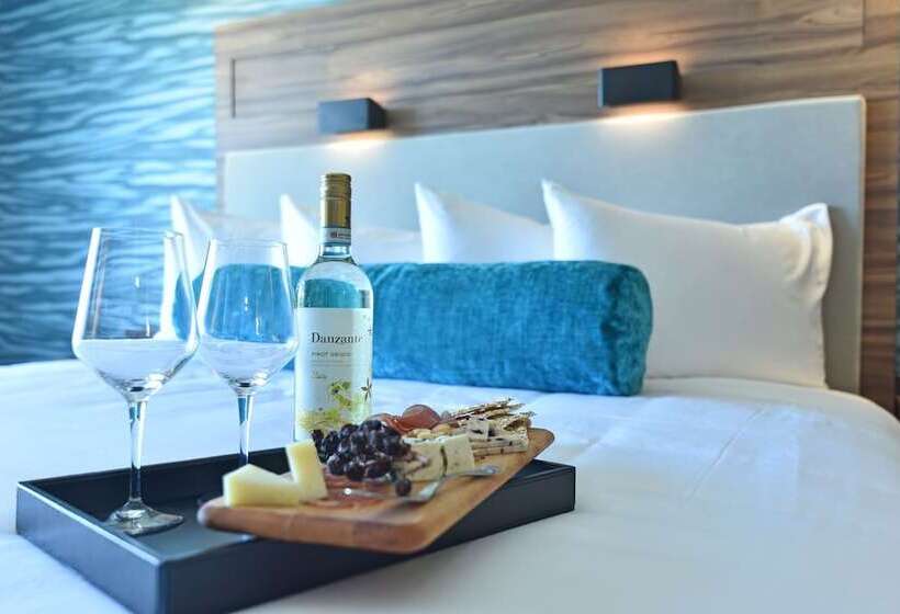 غرفة ديلوكس سرير كينج, Bally S Twin River Lincoln Casino &