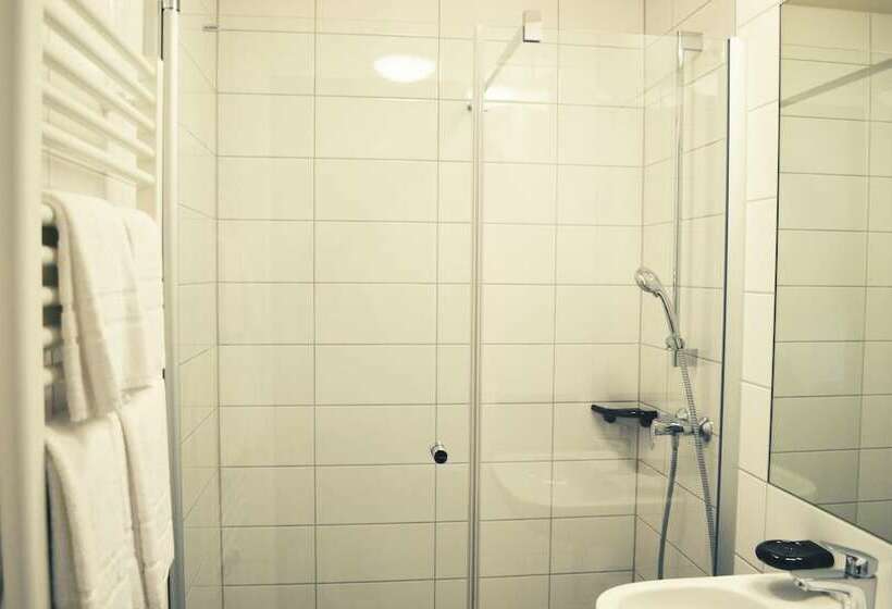 اتاق استاندارد, Ramada Encore By Wyndham Munich Messe