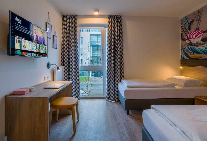 اتاق استاندارد یک نفره, Ramada Encore By Wyndham Munich Messe