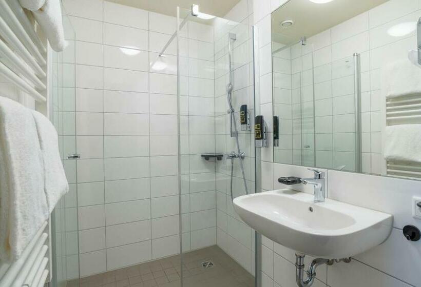 اتاق استاندارد یک نفره, Ramada Encore By Wyndham Munich Messe