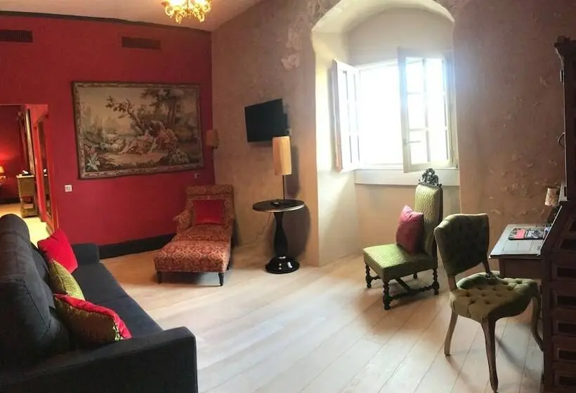 エクゼクティブスイート, Le Prieure De Boulogne