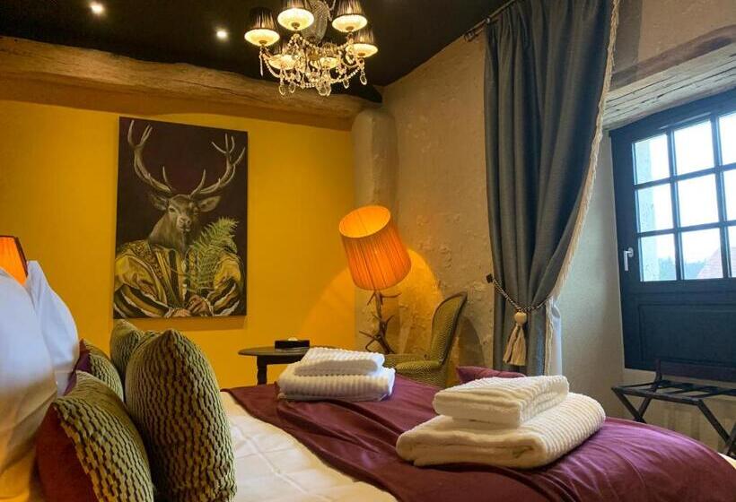 جناح جونيور, Le Prieure De Boulogne