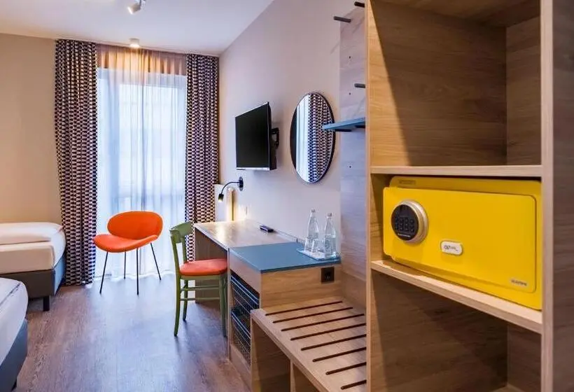 デラックストリプルルーム, Ramada Encore By Wyndham Munich Messe