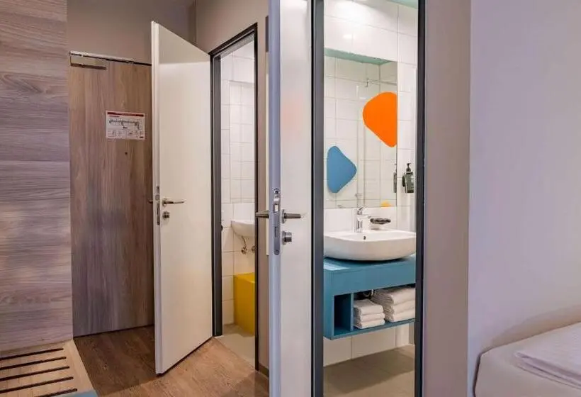 デラックストリプルルーム, Ramada Encore By Wyndham Munich Messe
