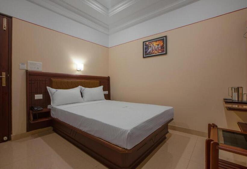 غرفة قياسية, Vashanth Krishna