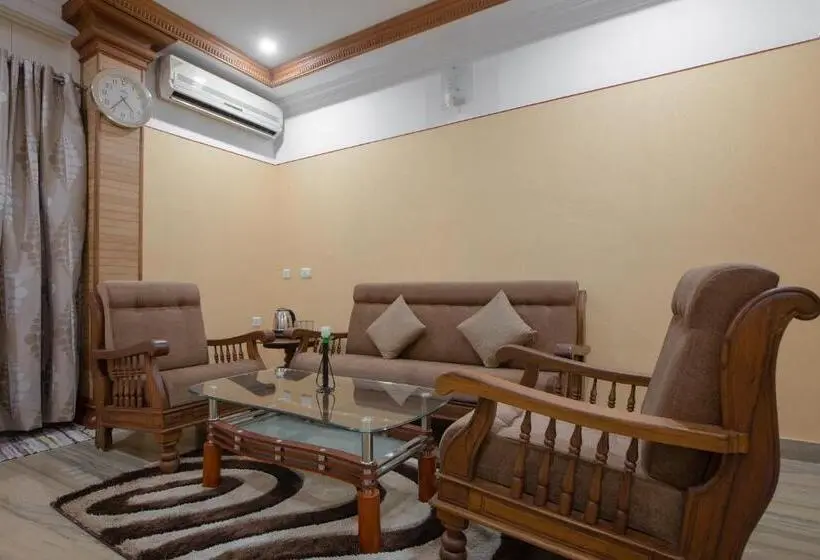 Monolocale Standard, Vashanth Krishna