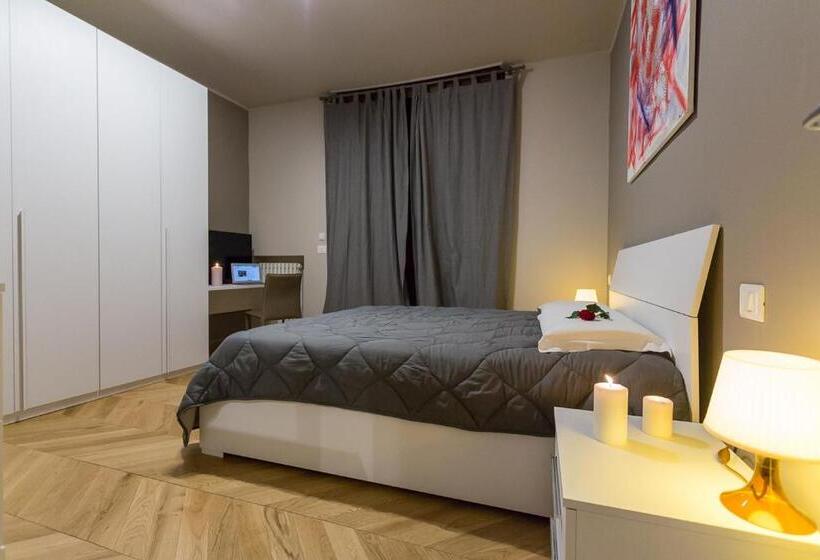 1 Bedroom Penthouse Apartment, Hh Hermoso Housing Alessandria