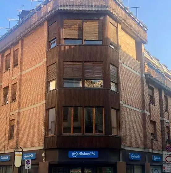 1 Bedroom Penthouse Apartment, Hh Hermoso Housing Alessandria